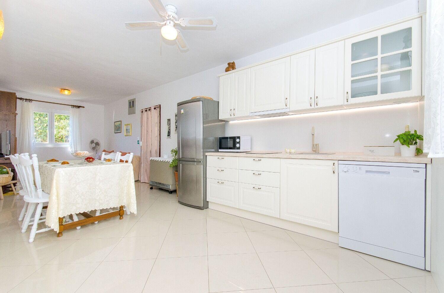 Apartment Bosiljka - By The Sea Sevid
