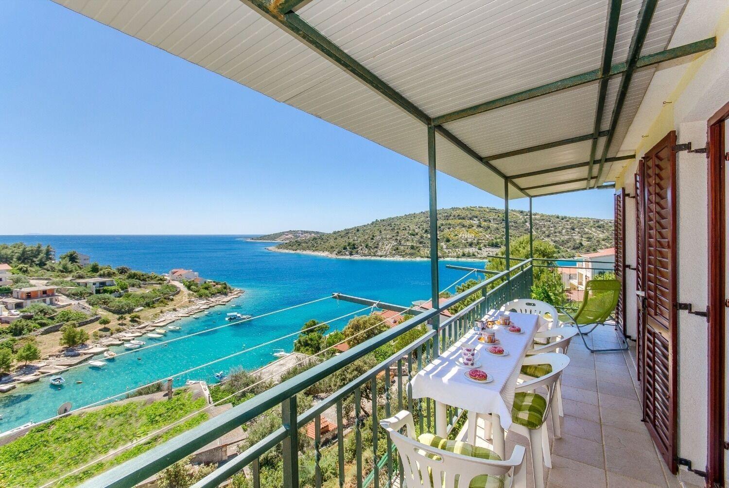 Apartment Bosiljka - By The Sea