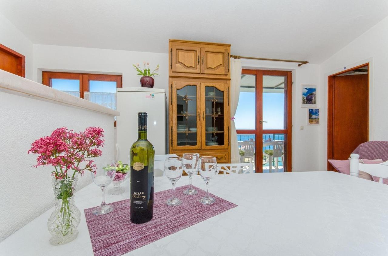 Bosiljka - By The Sea Apartment Sevid