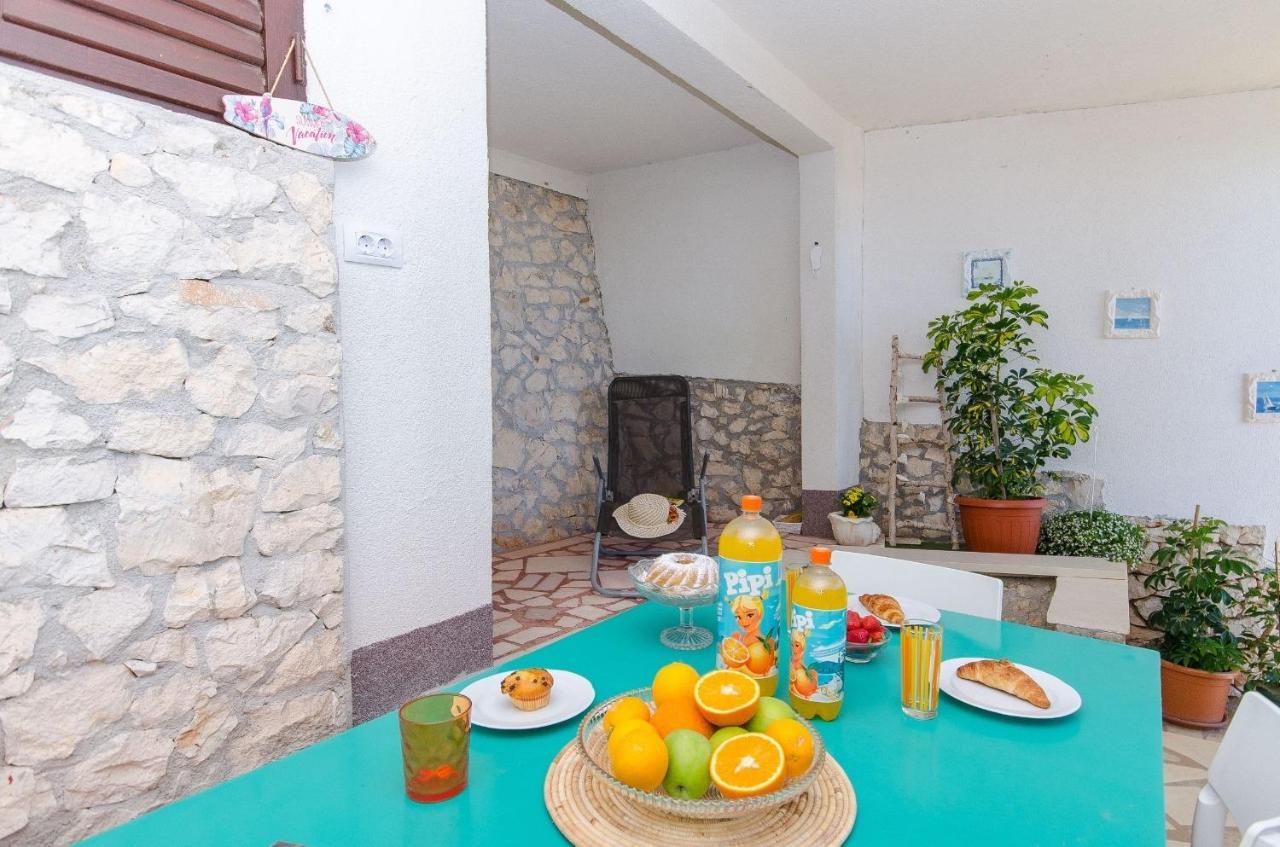 Bosiljka - By The Sea Apartment Sevid